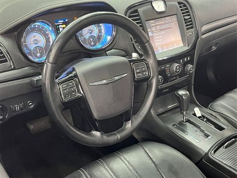 Used 2014 Chrysler 300 S image 20