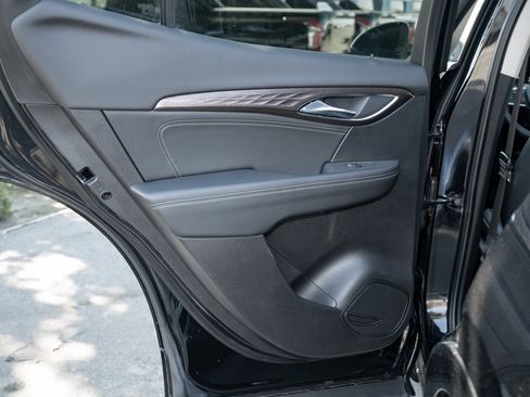 Used 2023 Buick Envision Avenir image 42