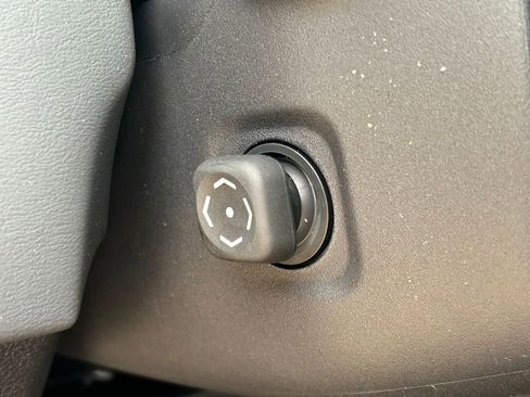 New 2026 Toyota Tundra Platinum AWD/4WD image 33