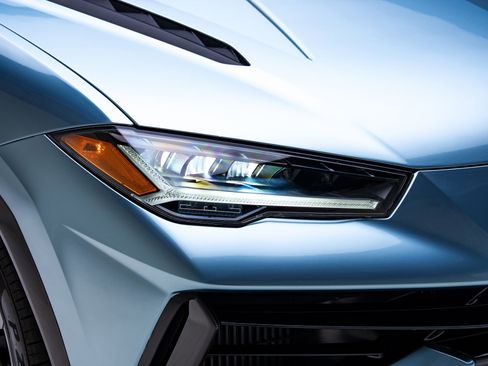 Used 2023 Lamborghini Urus S image 10