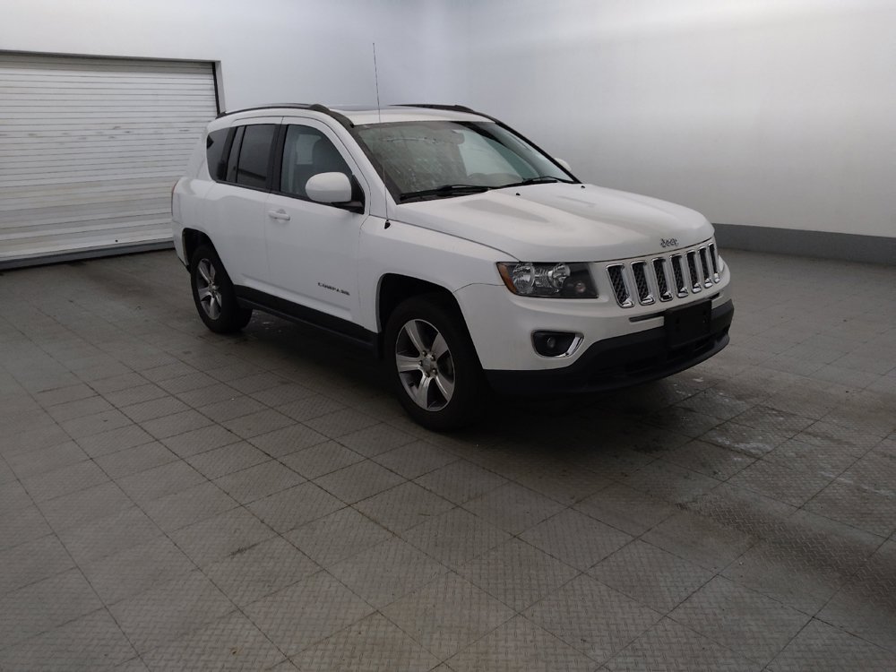Used 2017 Jeep Compass High Altitude AWD/4WD image 11