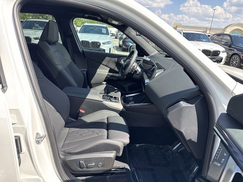 New 2026 BMW X3 xDrive30 w/ Premium Package AWD/4WD image 9