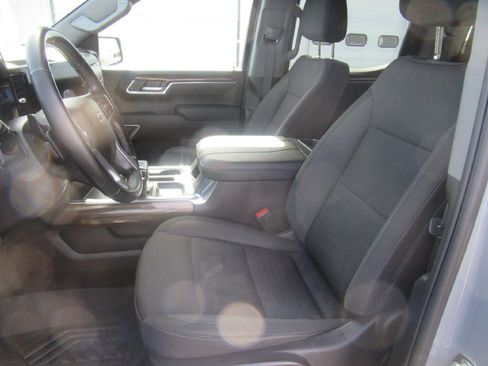 Certified 2025 Chevrolet Silverado 1500 RST AWD/4WD image 9