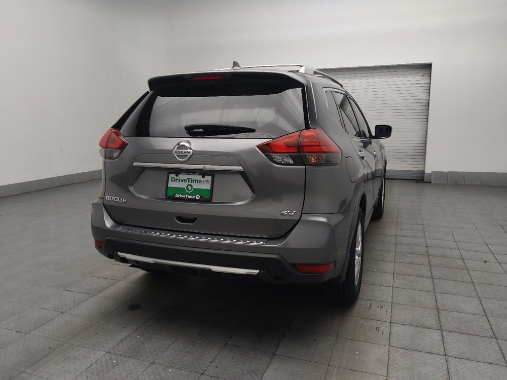 Used 2017 Nissan Rogue SV FWD image 9