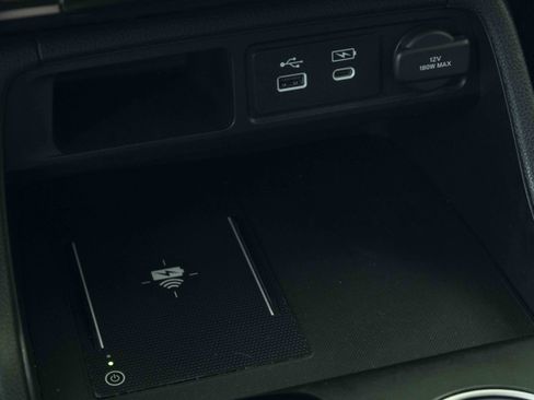 Certified 2025 Honda Pilot Touring image 34