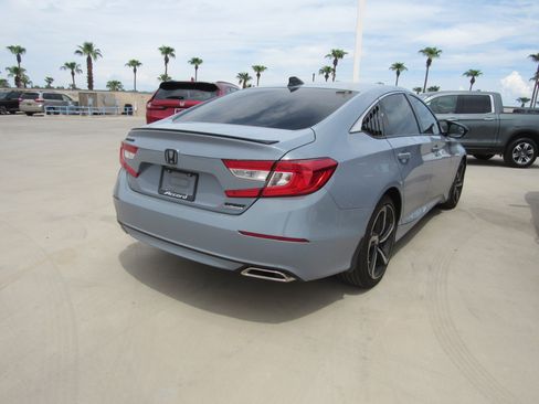 Used 2022 Honda Accord Sport Special Edition image 3