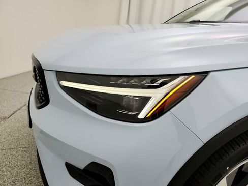 New 2026 Volvo XC40 B5 Plus w/ Climate Package AWD/4WD image 31