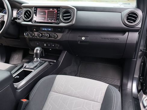 Used 2023 Toyota Tacoma TRD Sport w/ Black Out Package (TMS) image 39