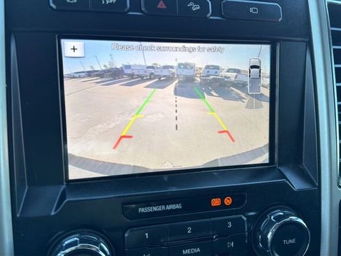 Used 2019 Ford F250 Lariat w/ Lariat Value Package image 27