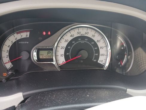 Used 2013 Toyota Sienna SE FWD image 10