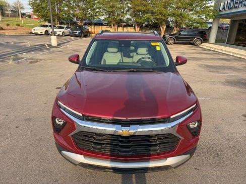 Used 2024 Chevrolet TrailBlazer LT w/ LT Cold Weather Package image 10