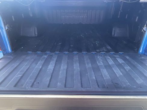 Used 2023 Chevrolet Silverado 1500 ZR2 image 12