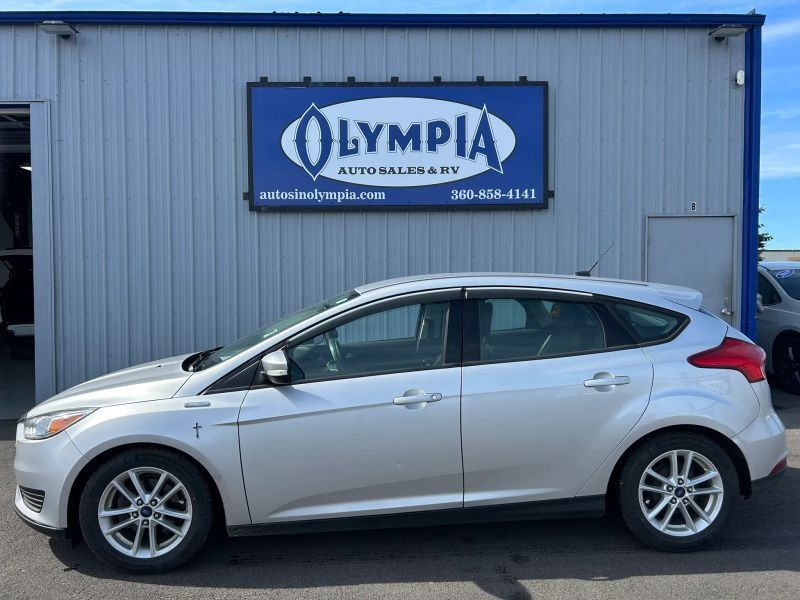 Used 2016 Ford Focus SE FWD image 1