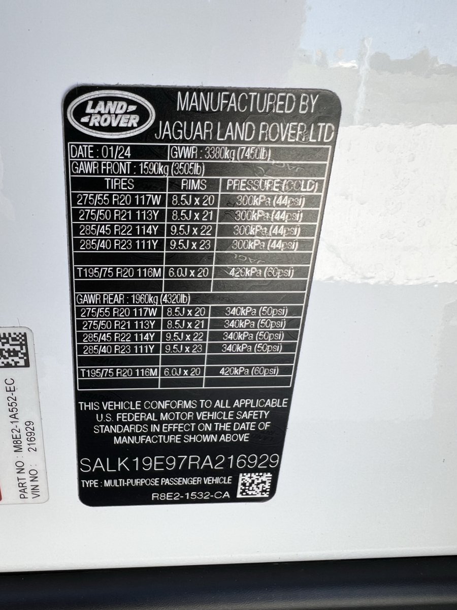 Used 2024 Land Rover Range Rover Autobiography AWD/4WD image 36