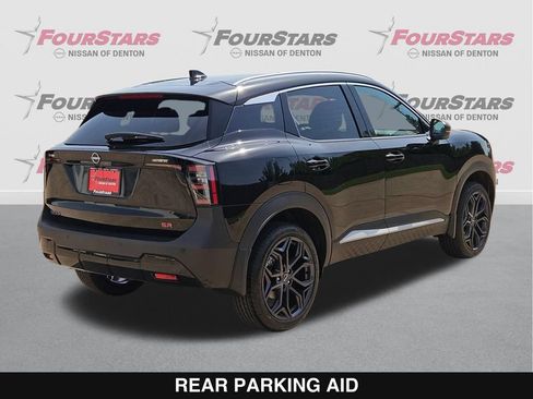 New 2026 Nissan Kicks SR FWD image 4