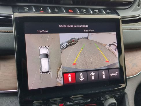 Certified 2024 Jeep Grand Cherokee Summit w/ Adv Protech Group IV image 29