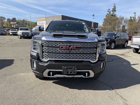 Used 2020 GMC Sierra 2500 Denali w/ Denali Ultimate Package image 8