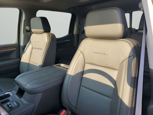 New 2026 GMC Sierra 1500 Denali w/ Denali Reserve Package image 30