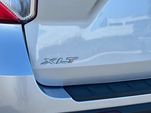 Used 2023 Ford Explorer XLT w/ Equipment Group 202A RWD image 27
