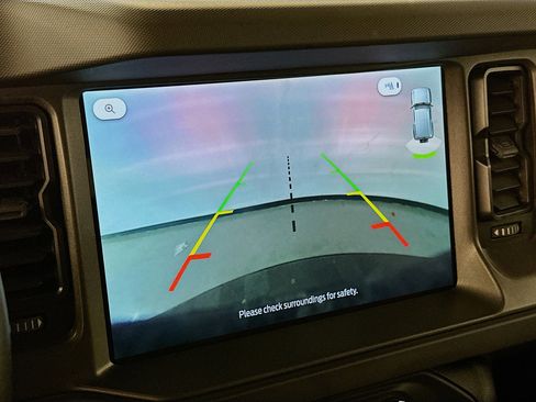 Used 2025 Ford Bronco Big Bend image 23