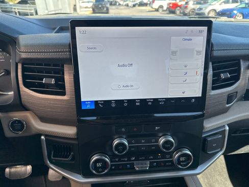 Certified 2024 Ford Expedition Limited image 16