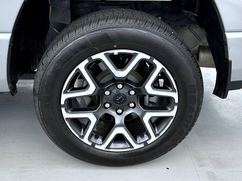 Used 2023 RAM 1500 Laramie AWD/4WD image 23