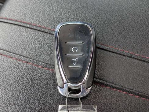 Used 2019 Chevrolet Blazer RS w/ Sun and Wheels Package FWD image 31
