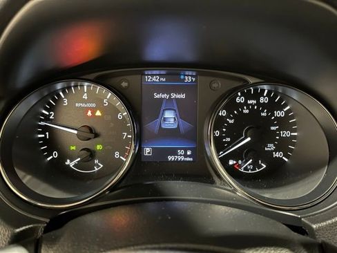 Used 2018 Nissan Rogue SL image 25