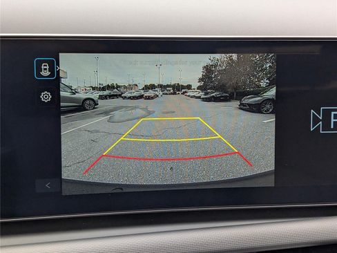 Used 2025 Hyundai Santa Cruz SEL AWD/4WD image 28