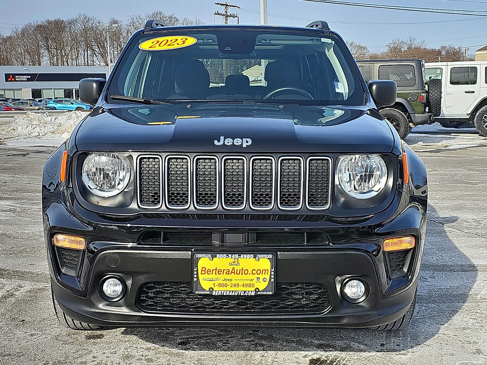 Certified 2023 Jeep Renegade Latitude w/ Sun/Sound Group AWD/4WD image 2