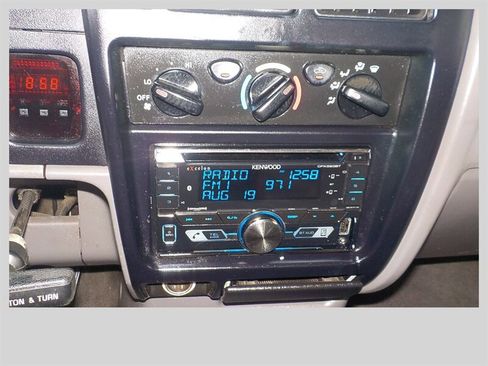 Used 2003 Toyota Tacoma 4x4 Xtracab V6 image 26