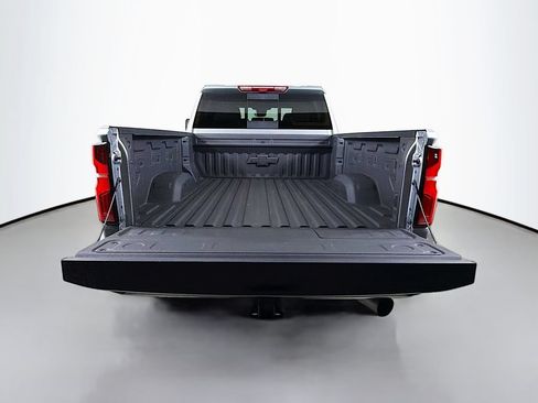 Used 2025 Chevrolet Silverado 2500 High Country w/ Technology Package AWD/4WD image 22