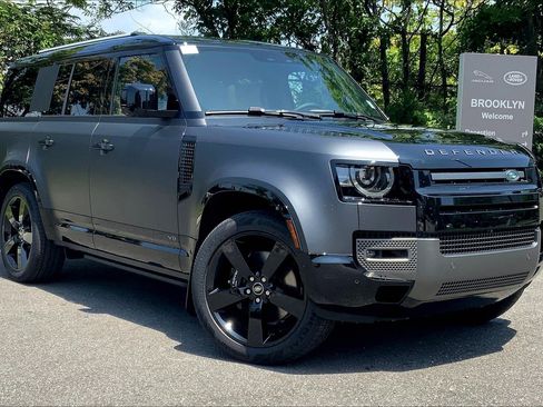 New 2025 Land Rover Defender 130 V8 image 2