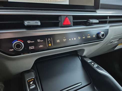 New 2026 Kia Sorento EX AWD/4WD image 22