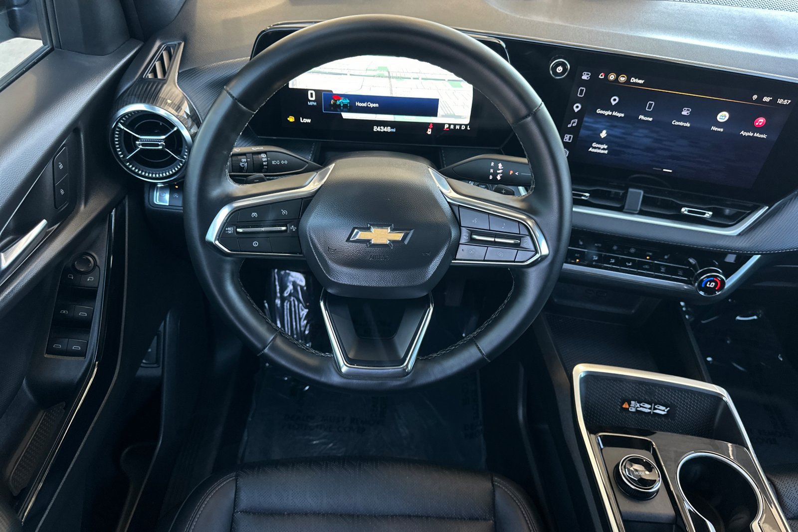 Used 2026 Chevrolet Equinox LT w/ Convenience Package II FWD image 17