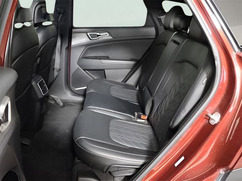 Certified 2024 Kia Sportage X-Line w/ X-Line Premium Package image 11