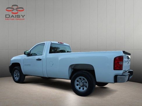 Used 2013 Chevrolet Silverado 1500 W/T RWD image 7