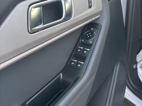 New 2026 Ford Explorer Active w/ Active Comfort Package AWD/4WD image 21