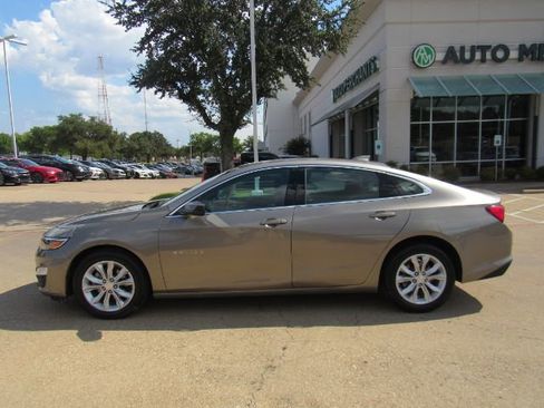 Used 2025 Chevrolet Malibu LT image 11