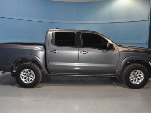 Certified 2024 Nissan Frontier SV w/ Technology Package image 23