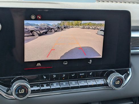 New 2026 GMC Canyon Elevation w/ Convenience Package image 24