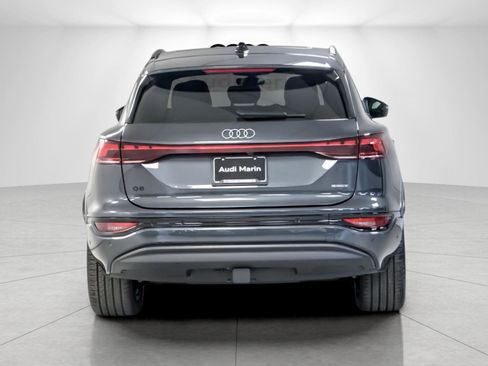 New 2025 Audi Q6 e-tron Premium Plus image 4