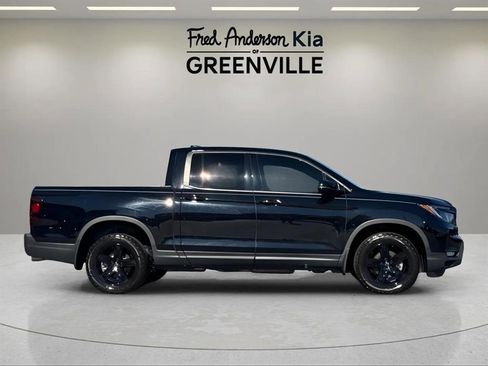Used 2023 Honda Ridgeline Black Edition image 2