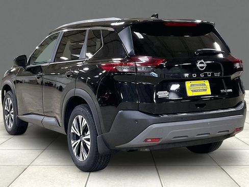 Used 2023 Nissan Rogue SV w/ SV Premium B Package AWD/4WD image 11