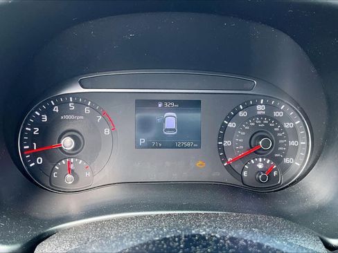 Used 2020 Kia Soul LX image 25