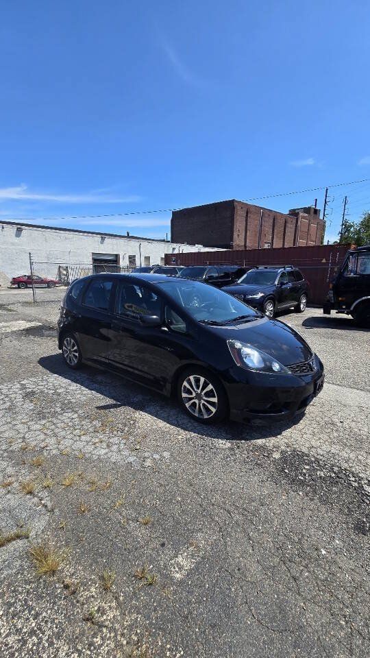 Used 2013 Honda Fit Sport image 3