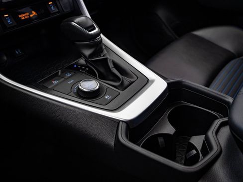 Used 2019 Toyota RAV4 XSE w/ XSE Weather Package image 39