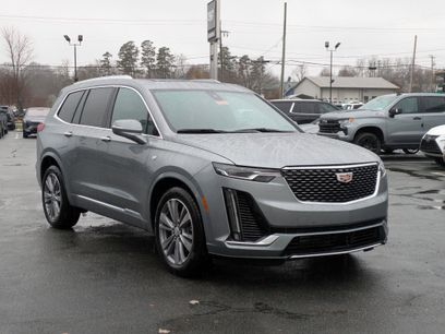 New 2025 Cadillac XT6 Premium Luxury w/ Technology Package