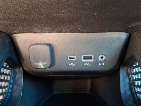 Used 2022 Chevrolet TrailBlazer ACTIV AWD/4WD image 35