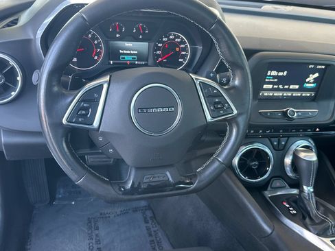 Used 2017 Chevrolet Camaro LT RWD image 14